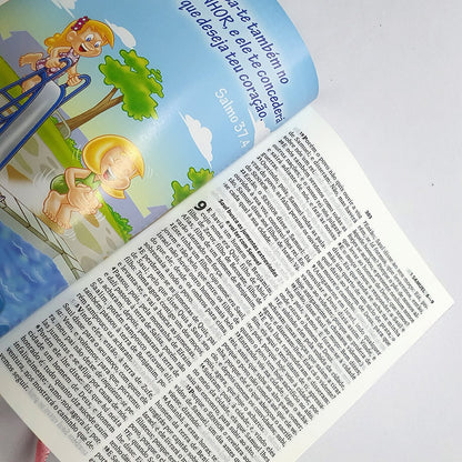 Bíblia da Turminha da Graça | Capa Almofadada | Menina