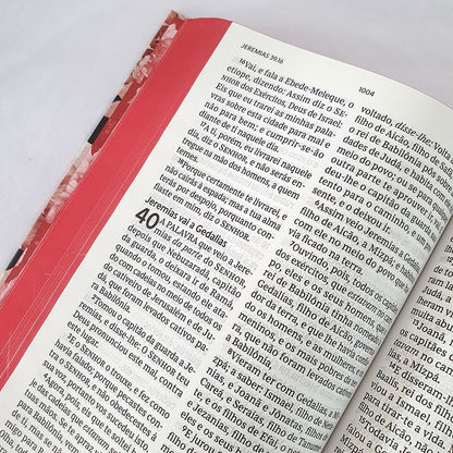 Bíblia Peônias Rosadas | Leitura Perfeita | ACF | Letra Grande | Capa Dura