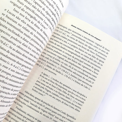 Jesus nasceu mesmo de uma virgem? | Brandon D Crowe