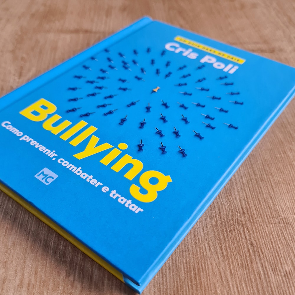 Bullying | Cris Poli