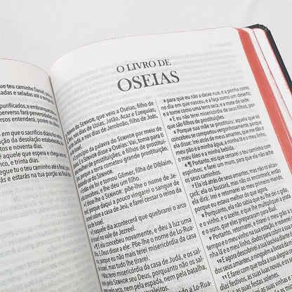Bíblia King James 1611 | Fiel | Capa Dura Pergaminho