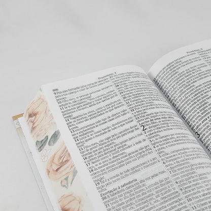 Bíblia King James Atualizada Rosa Vintage | KJA | Letra Gigante | Capa Dura