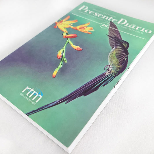 Presente Diário 26 Tradicional | Letra Normal | Capa Feminino 2023
