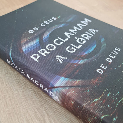 Bíblia Sagrada Os Céus Proclamam | NVI | Letra Normal | Flexível Soft Touch