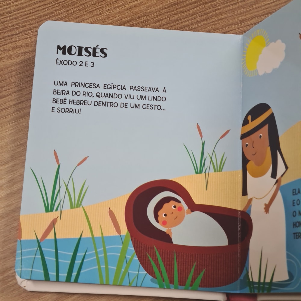 Minha Primeira Bíblia para Meninas | Capa almofadada | Ciranda Cultutral
