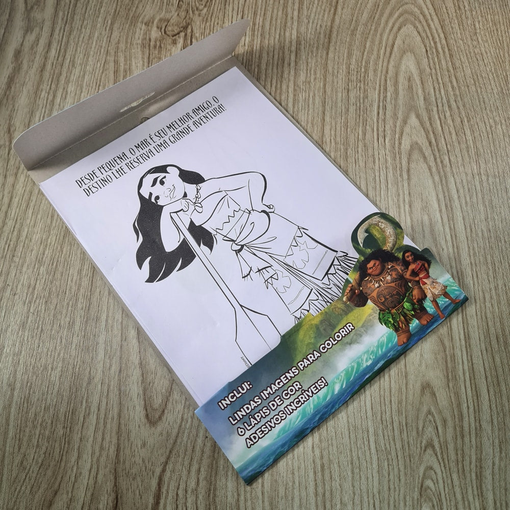 Disney Moana um Mar de Aventuras | Colorindo com Adesivos