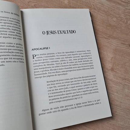 Revelando o Apocalipse | Livro de Estudo | Amir Tsarfati e Dr Rick Yohn