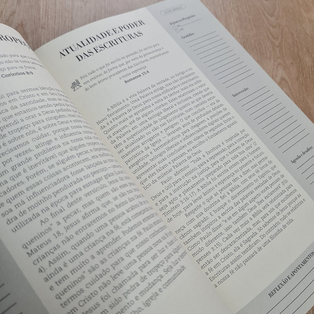 Devocional Poder e Graça | Carlito Paes | Capa Brochura