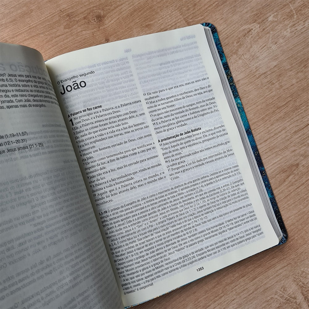 Bíblia de Estudo Cristo em Toda a Escritura | KJA | Azul