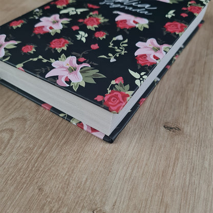 Bíblia Sagrada Rosas | NAA | Letra Normal | Capa Dura