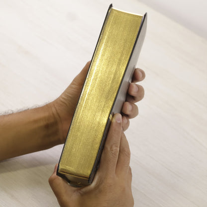 Bíblia do Culto do Ministro com Harpa Cristã e Corinhos | ARC | Letras ExtraGigante | Capa Luxo Preta