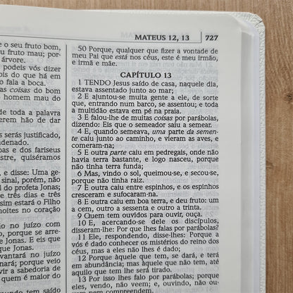 Bíblia Sagrada | ACF | Letra Média | Capa Semi Luxo Branca
