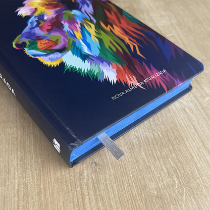 Bíblia Sagrada Leão Colorido | NAA | Letra Normal | Capa Dura