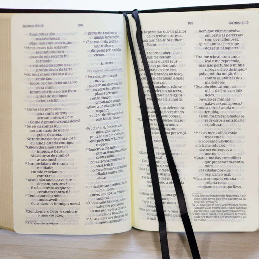 Bíblia Sagrada | NVI | Letra Grande | Couro Soft Preta