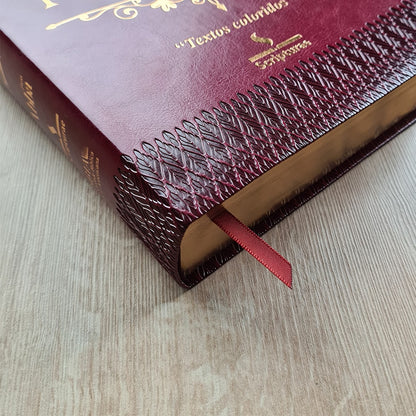 Bíblia de Estudo King James Atualizada | 1611 | Letra Normal | Capa Luxo Vinho