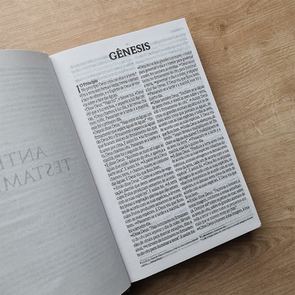Bíblia Sagrada Floral Rosê | NVI | Letra Grande | Capa Dura
