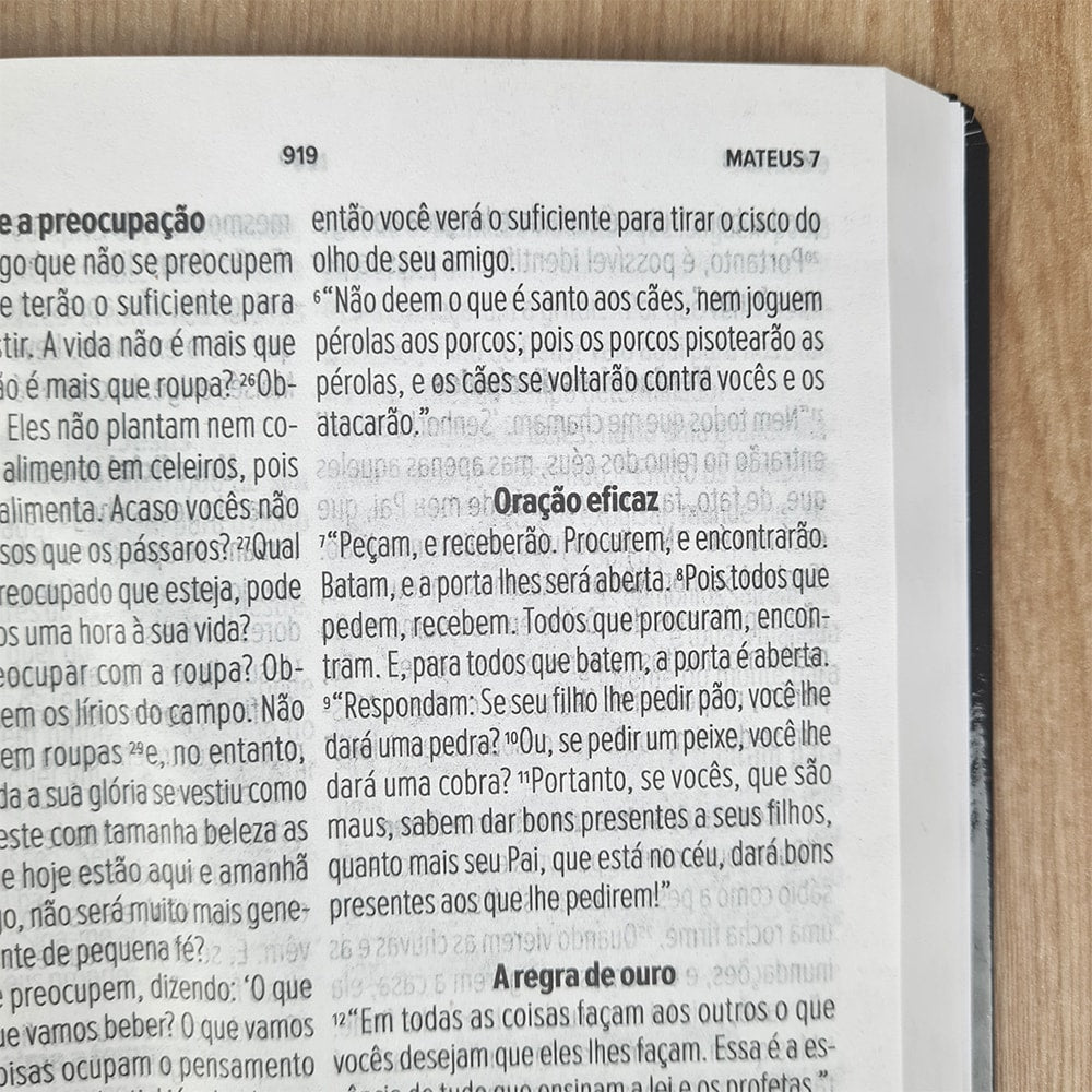 Bíblia Sagrada Buquê | NVT | Letra Grande | Capa Dura