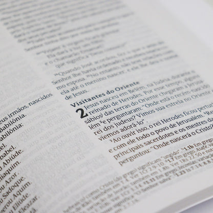 Bíblia Textura Floral | NVT | Letra Normal | Capa Dura