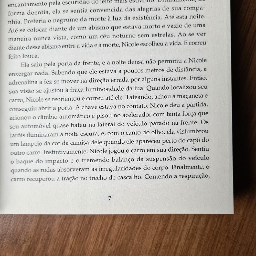 Deixada Para Trás | Charlie Donlea