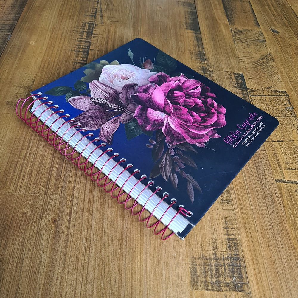 Bíblia com Pautas para Anotações | ARC | Harpa e Corinhos | Letra Normal | Capa Dura Espiral Arranjo Floral