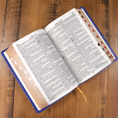 Bíblia Sagrada | ARC | Letra Hipergigante | Capa Luxo Azul | Harpa Avivada e Corinhos | Harpa Avivada e Corinhos