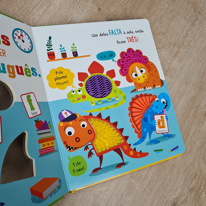 Livro Toque e Sinta | Lá vêm os Dinossauros | Ciranda Cultural