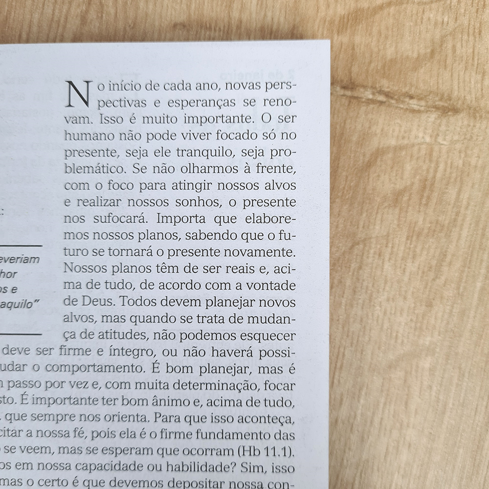 Devocional Presente Diário Normal | Vol 27 | Capa Brochura Paisagem