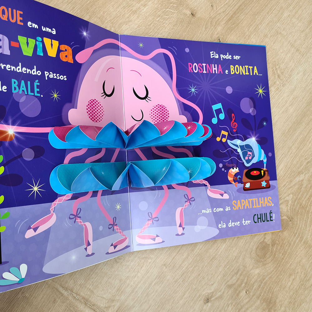 Corra que o Tubarão e os Amigos Vêm Aí | Livro Pop-Up
