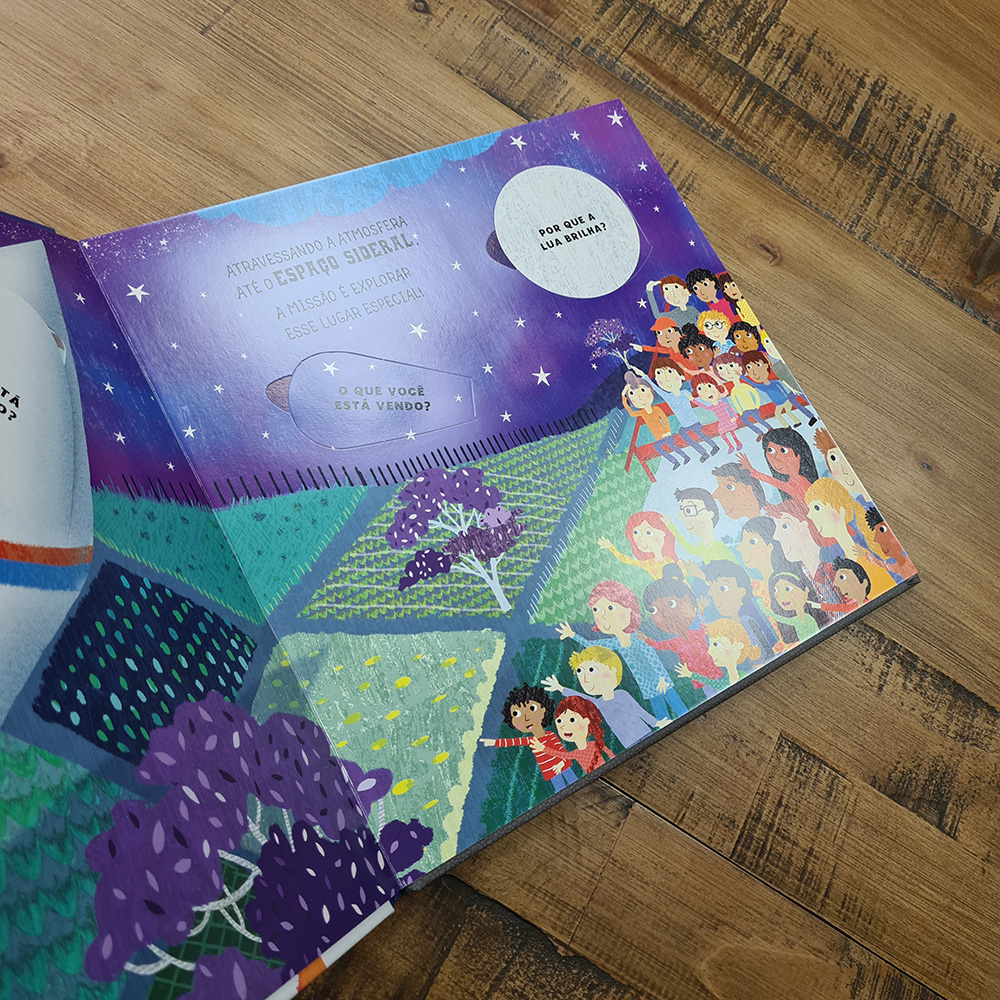 Livro Espaço |  Pop-Up Com Abas