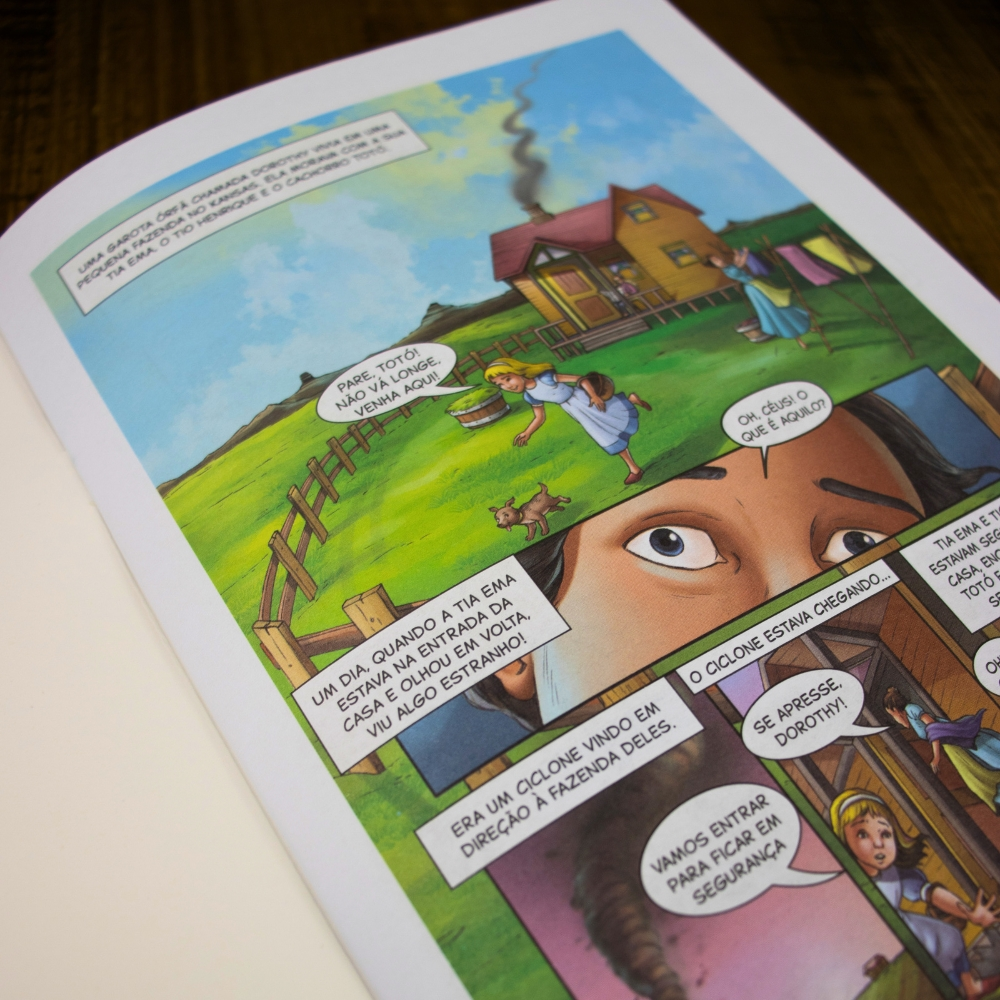 Revista em Quadrinhos 2 em 1 | O Mágico de Oz e As Aventuras de Pinóquio