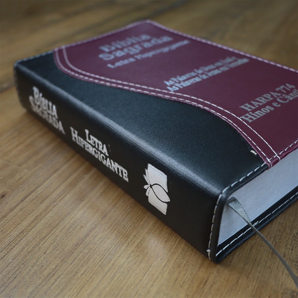 Bíblia Sagrada | ARC | Letra Hipergigante | Capa Luxo Preta e Vinho| Harpa 774