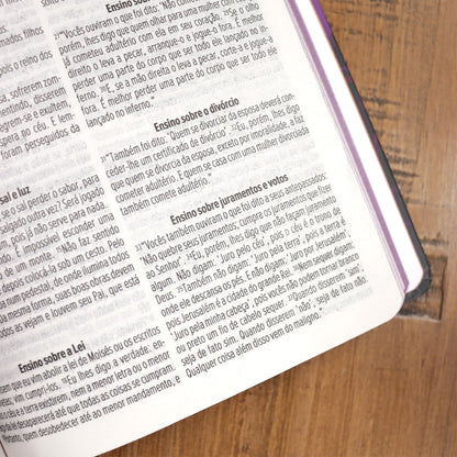 Bíblia Sagrada | Com Guia De Estudo Biblico JOIA | NVT | Letra Normal | Capa Floral