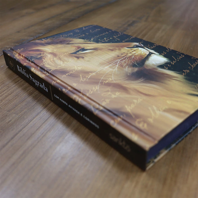 Bíblia Sagrada 860 | ARC | Letra Normal | Com Harpa Avivada e Corinhos | Capa Leão de Judá