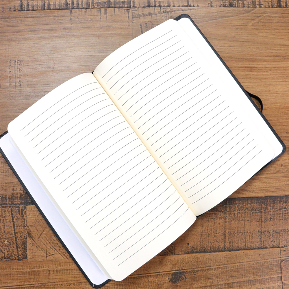 Caderno Moleskine | Com Pauta | Jesus is King
