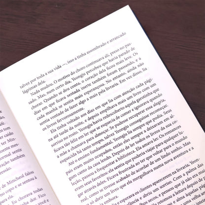 Bem-Vindos à Livraria | Hyunam-dong
Hwang Bo-Reum