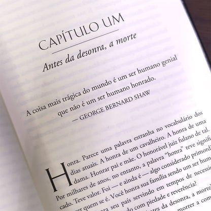 Liderar é Simples Mas não é Fácil | 
William H McRaven