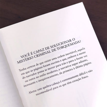 A Mandíbula de Caim
 | Edward Powys Mathers