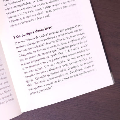 Armadilha
 | Martina Kessler e Volker Kessle