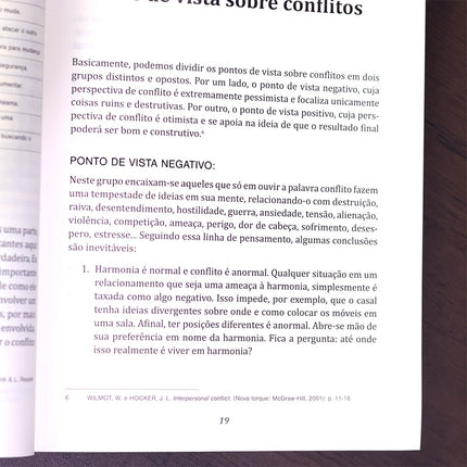 Conflitos
 | Ernst W Janzen