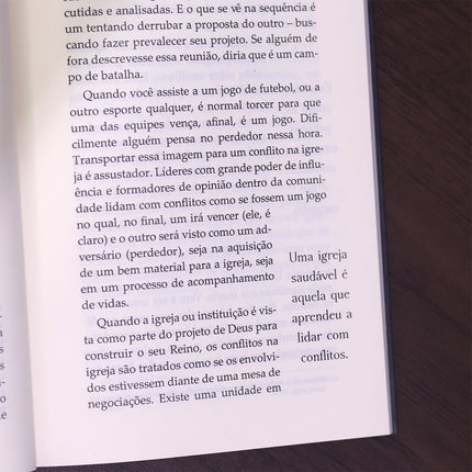 Conflitos na Igreja | 
Ernst W Janzen