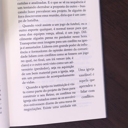 Conflitos na Igreja | 
Ernst W Janzen