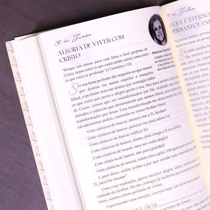 Devocional Wonders | 50 Mulheres 1 Só Espírito