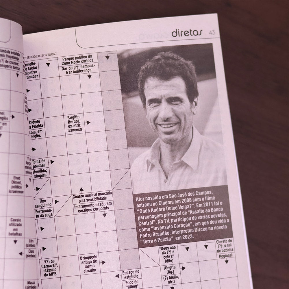 Coquetel Palavras Cruzadas | Nível Médio | Livro 82