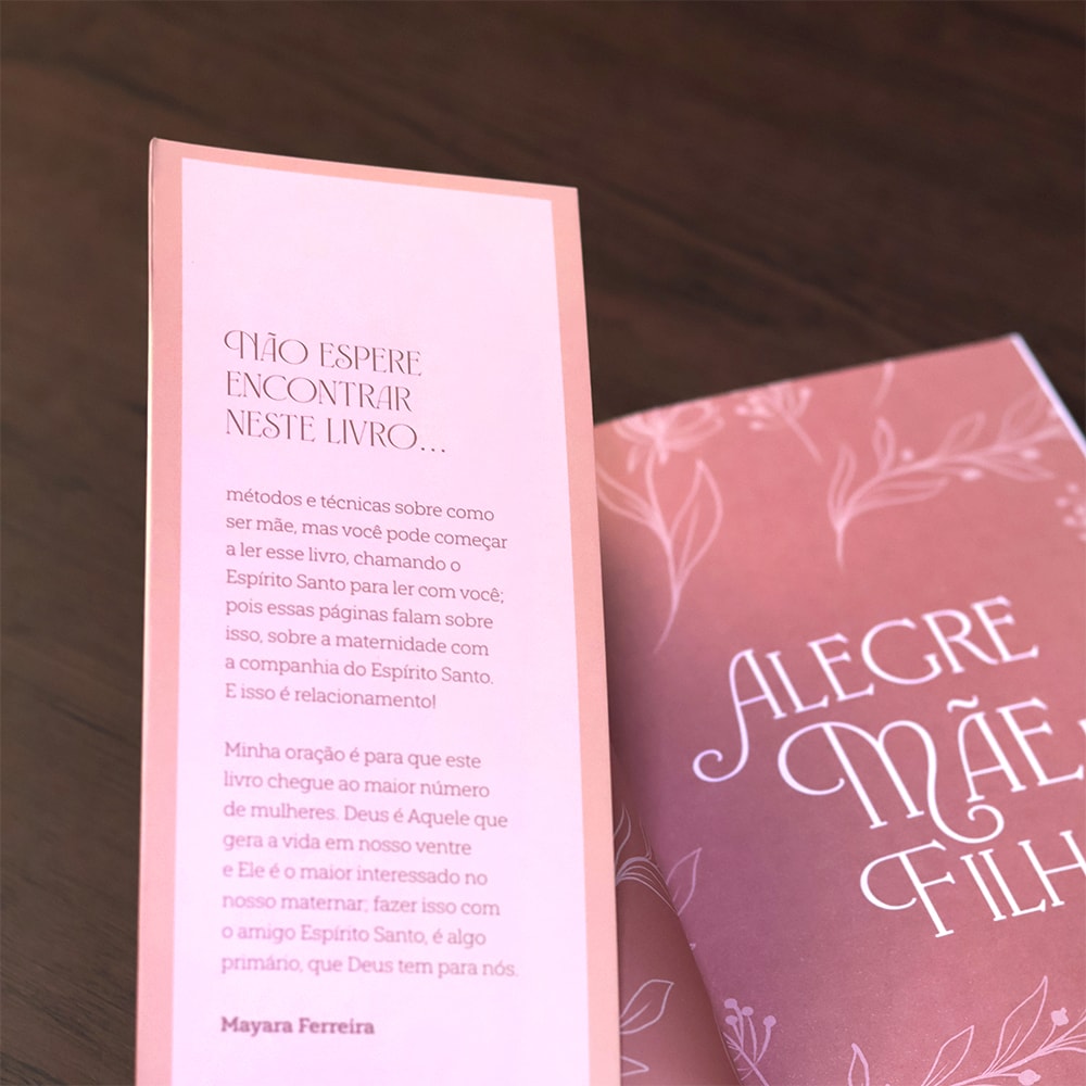 Alegre Mãe de Filhos | 
Marcelle Scardini