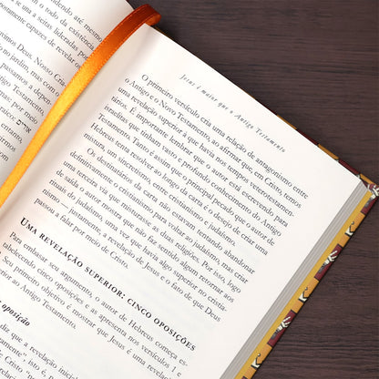 A Superioridade de Cristo | 
Yago Martins