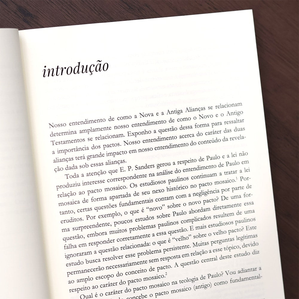 Graça Inglória | 
Tiago Albuquerque
