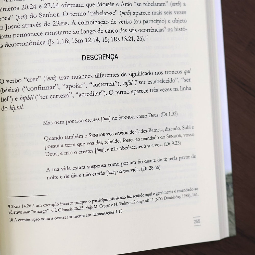 Graça Inglória | 
Tiago Albuquerque