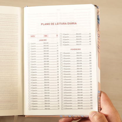 Bíblia Todo Dia com Espaço para Anotações | AM | Letra Normal | Capa Dura Primavera