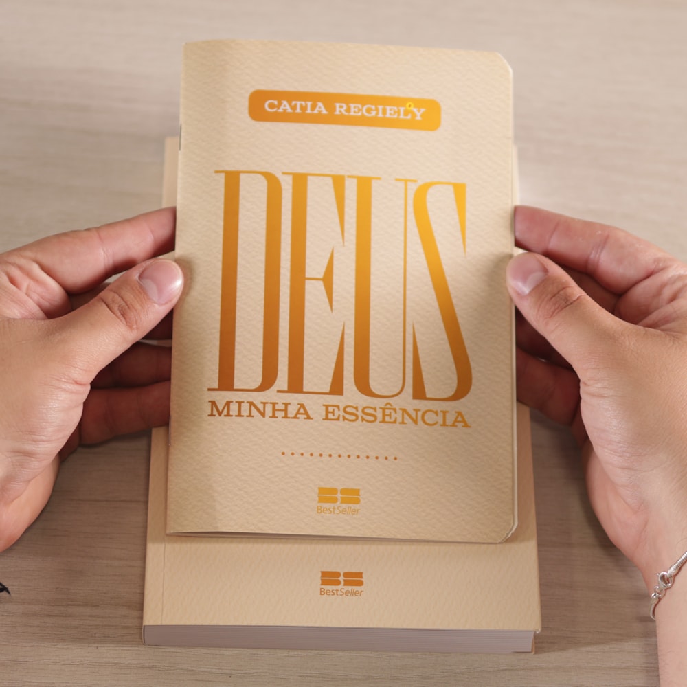 Deus Minha Essência | Catia Regiely