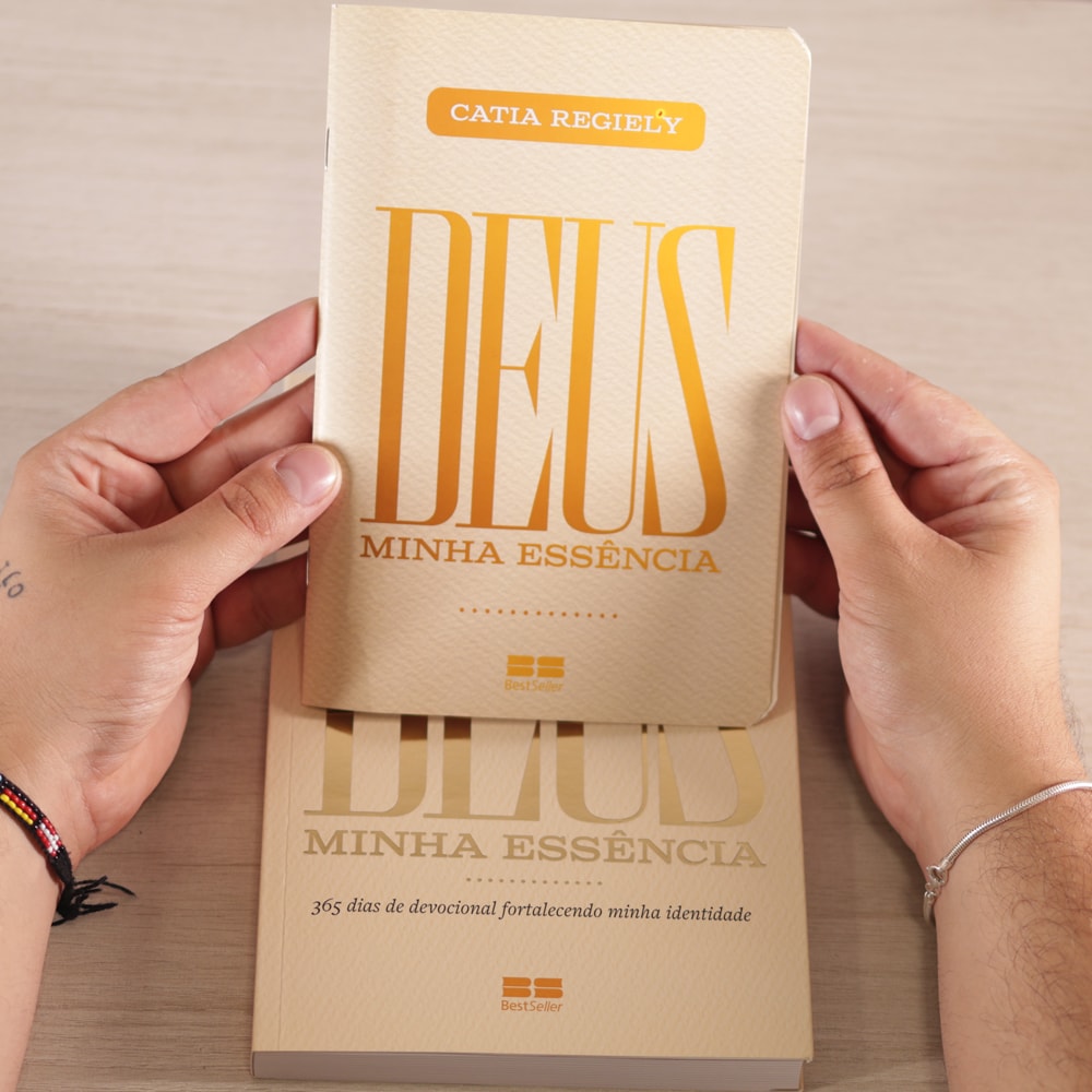 Deus Minha Essência | Catia Regiely